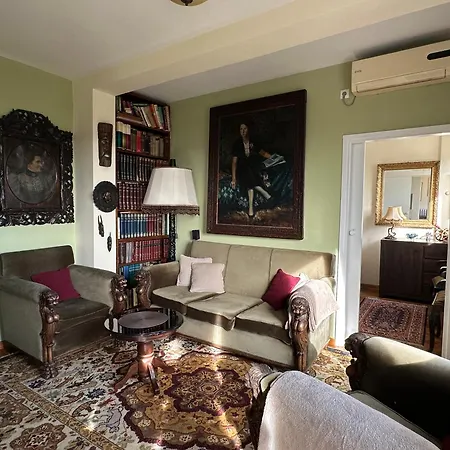 Vintage Delight Vracar Hram Sv Save